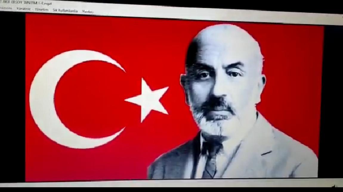 Milli Şairimiz Mehmet Akif ERSOY'u Anma Haftası'nda Saygı ve Rahmetle Anıyoruz 1/E Sınıfı